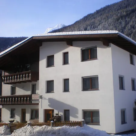 Alpenrose Apartment *