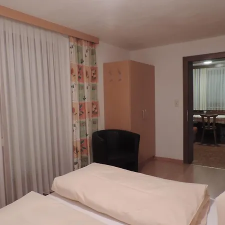 Alpenrose Apartment *