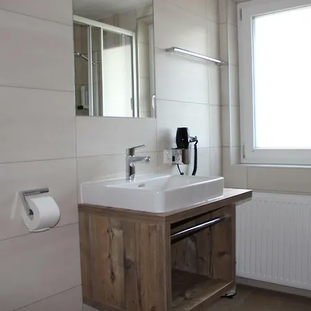 Apartment Alpenrose Flirsch